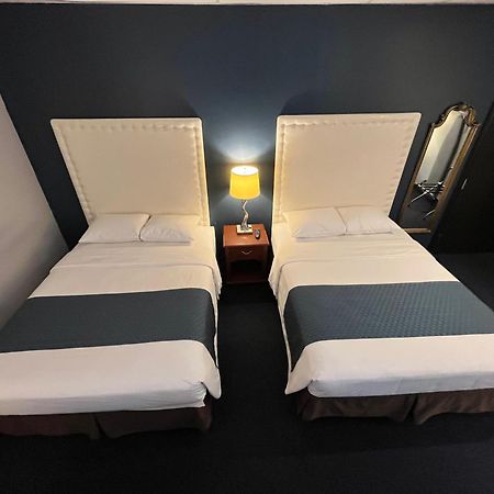 Mattawa Le Voyageur Inn מראה חיצוני תמונה