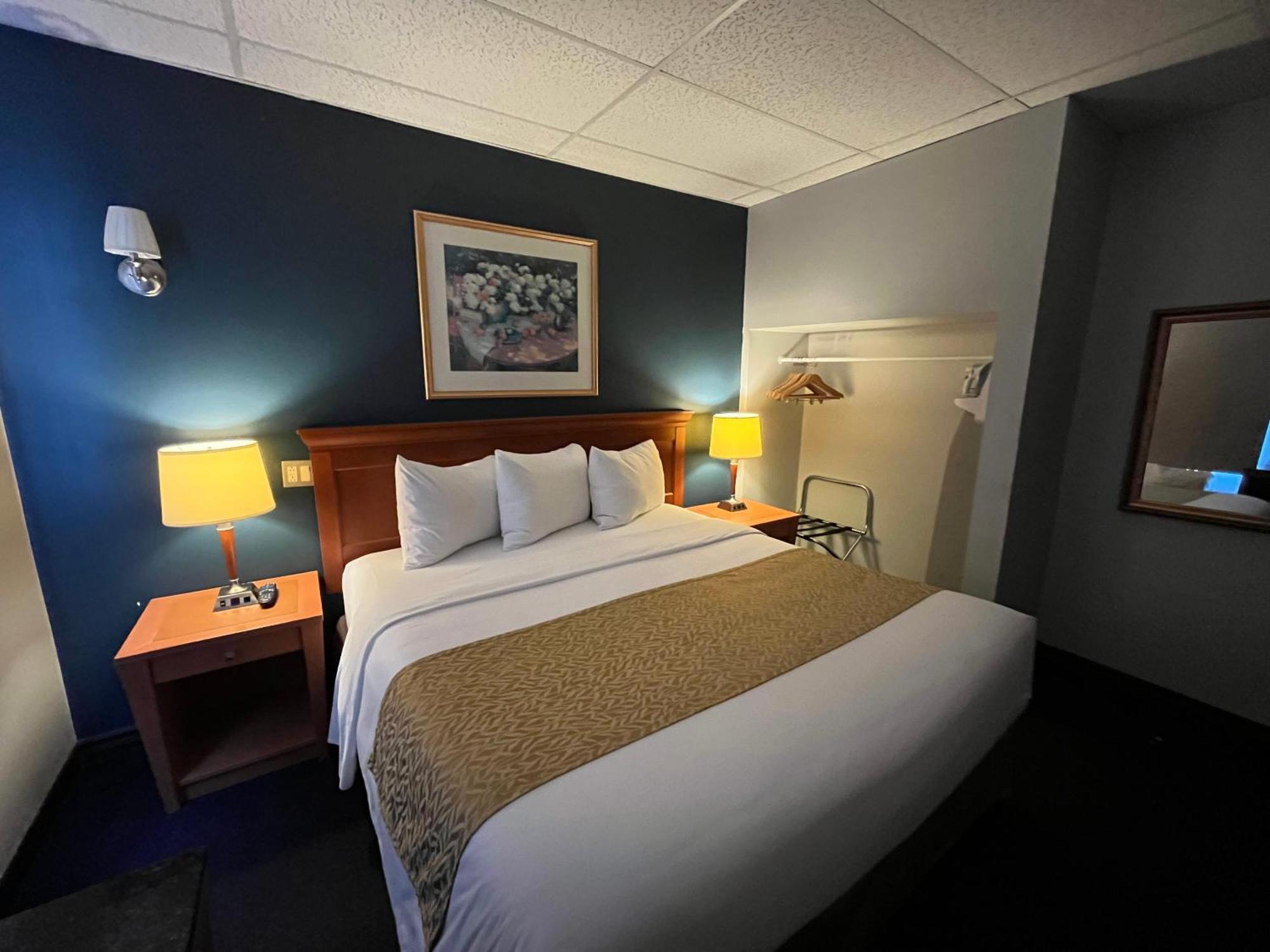 Mattawa Le Voyageur Inn מראה חיצוני תמונה