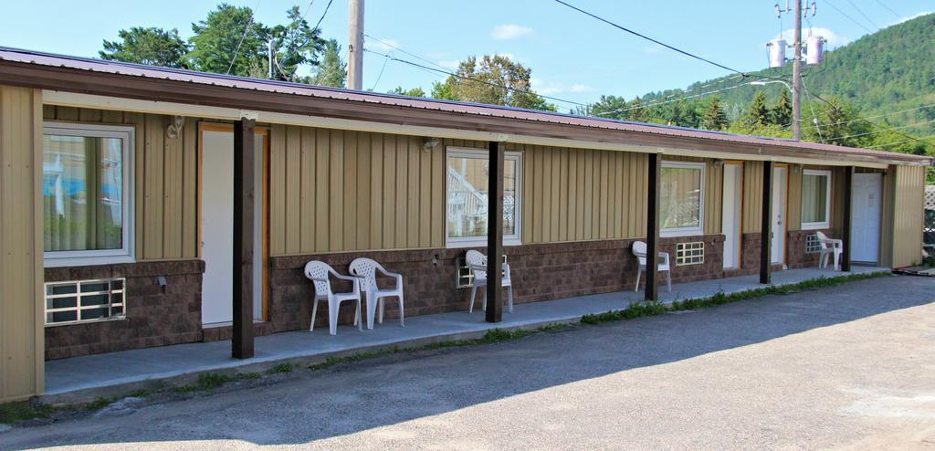 Mattawa Le Voyageur Inn מראה חיצוני תמונה